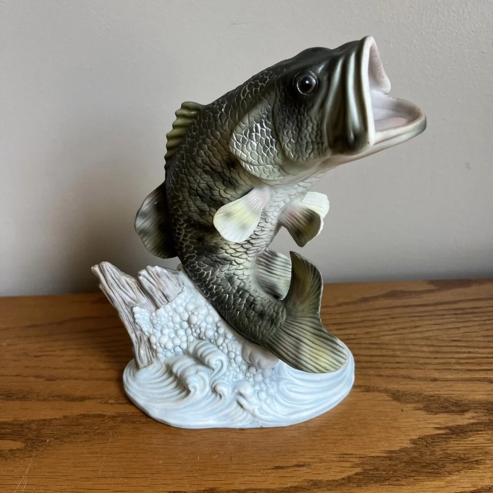 Vintage 1988 Homco Masterpiece Porcelain Figurine Large Mouth Bass Fish